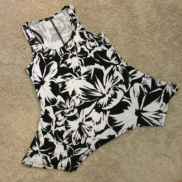 Cupio Long Tropical B&W Floral Handkerchief Hem A-Line Viscose Tank Top - Picture 10 of 14